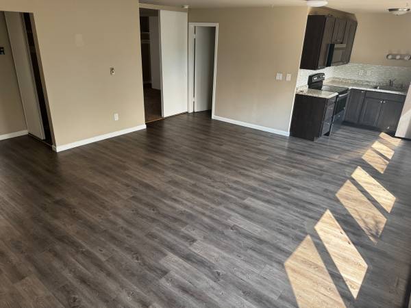 $1,625 / 1br - 7000ft2 - Large 1 bed 1 bath, Perfect West Seattle, access to everything (West Seattle)63799881099011123