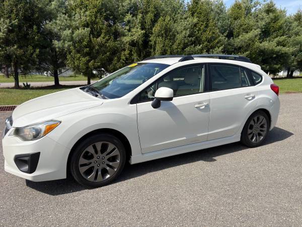 2013 Subaru Impreza Sport AWD Hatchback FB20 5 Speed MT Gas Saver!