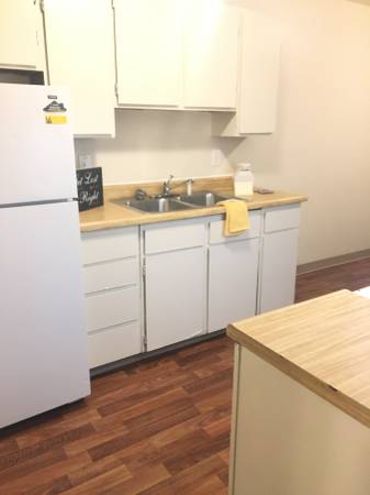 $1,799 / 2br - 975ft2 - Need a rest? Relax in our quiet community! 2 Bed / 1 Ba / 975 SqFt (Anchorage - Close to JBER)64014171137921122