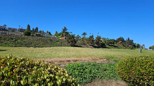 $3975.00 / 3br - 1593ft2 - Remodeled Condo with 2 Secured Parking Spots - Golf Frontage64037390082946120
