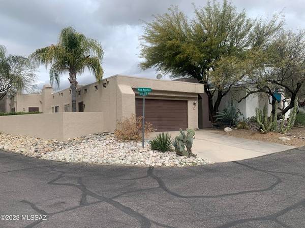 Comfortable Family‑Friendly 3BR house with 2 Baths 1