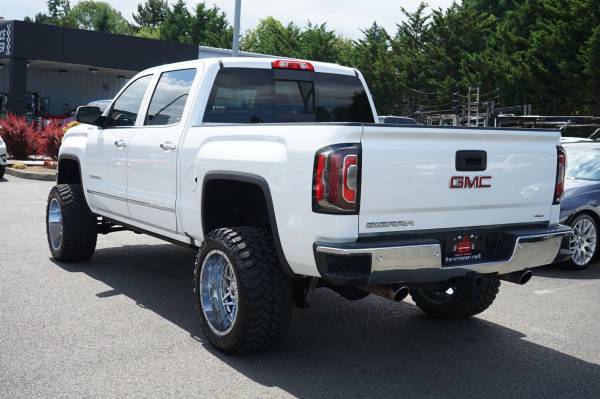 2018 GMC Sierra 1500 4x4 4WD Truck SLT Crew Cab - $31,555 (West Coast Autoworks Everett)63475012224641122