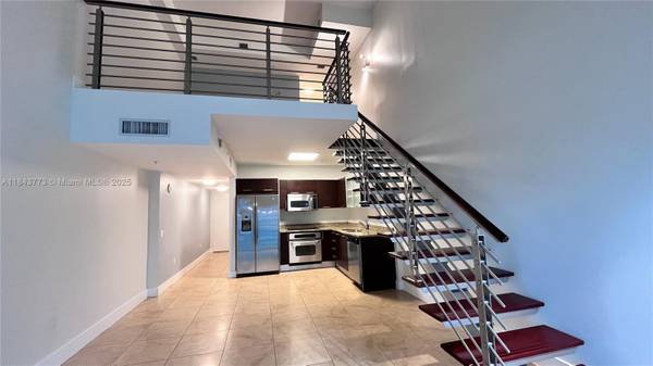 $2,850 / 1br - 987ft2 - 1Hab/1.5 Baño - Loft de 2 pisos, comodidades de primera clase. (Brickell)63825138064001121
