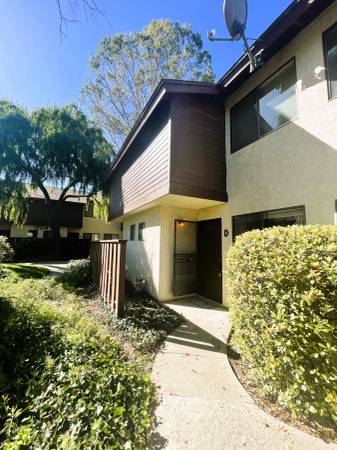 $2,400 / 2hab - 979ft2 - 1202 East Walnut #D (Lompoc)63663854313473120