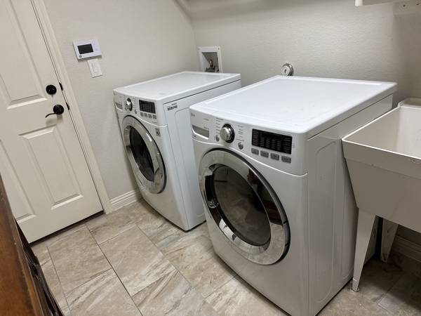 Full Size LG Efficient Washer and Dryer 1
