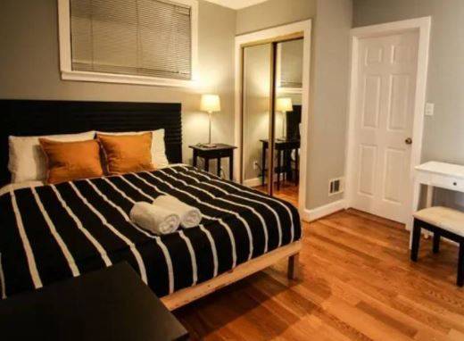 Cozy And Sunny Room for rent with washing machine and dryer 1