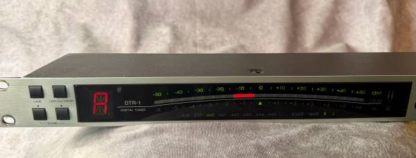 Korg DTR-1 ToneWorks Rackmount Digital Tuner - musical instruments