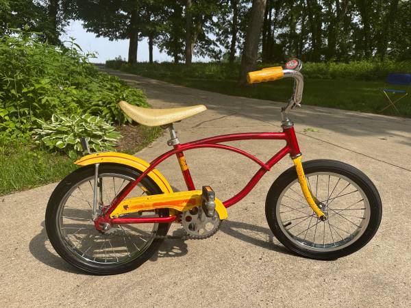 SCHWINN MINI STINGRAY 1