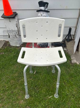 SHOWER CHAIR $29 1
