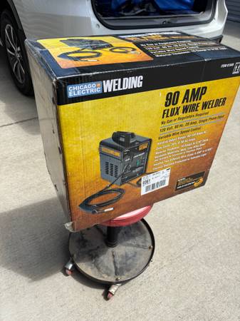 Chicago Electric Welder 1
