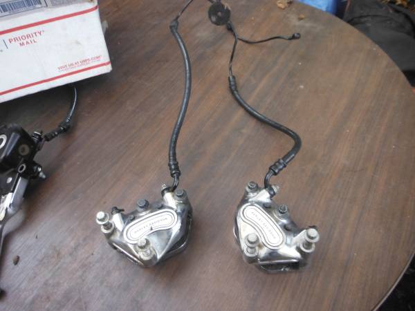 Harley Chrome calipers with hose 1