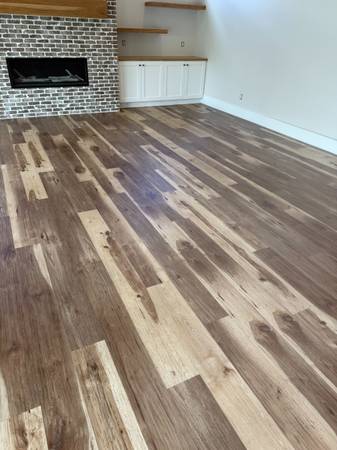 Reclaimed Laminate Flooring 1