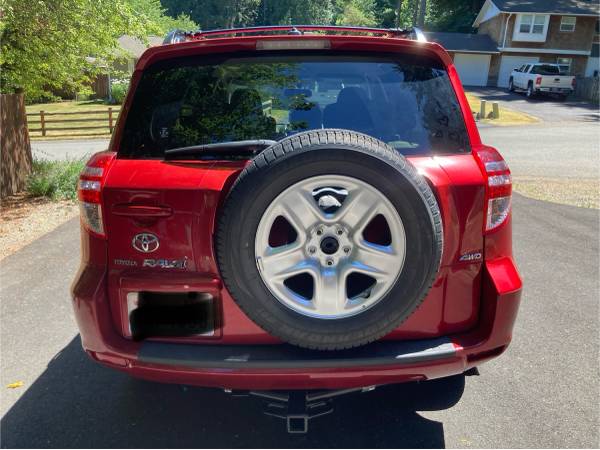 Toyota Rav4 2010 - $11,000 (Woodinville)63617194280451121