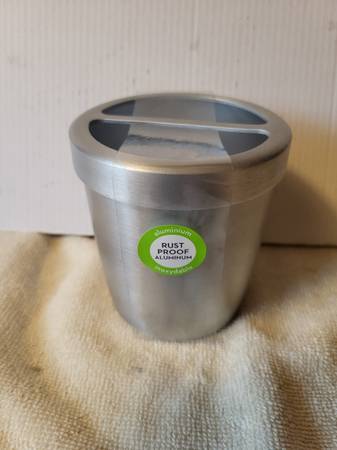 NEW ALUMINUM TOOTHBRUSH HOLDER 1