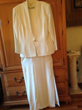 Beautiful formal gown with jacket 1