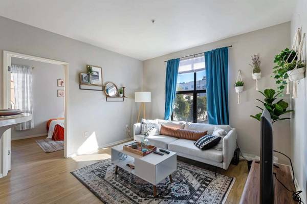 $3,346 / 2br - Online Rental Payments, Large Closets, Workspaces (berkeley)63668045066369124