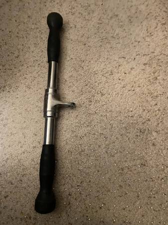 20" Rotating Straight Bar - Cable Attachment - Muscle D Fitness - Prem 1