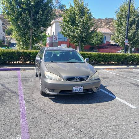 2005 toyota camry - $4,000 (Palmdale)63623776457091122