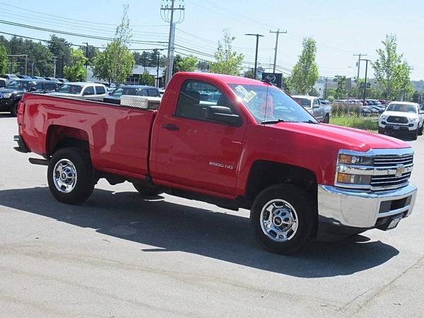 2017 Chevrolet Silverado 2500HD Camión de trabajo 4x2, cabina sencilla, caja larga, 2 puertas - $12995.0063486504217859123