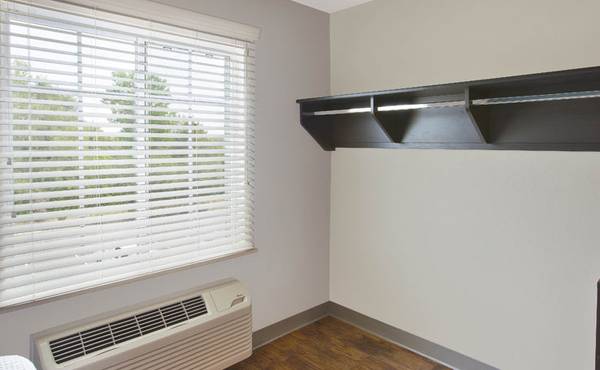 $280 / 1br - Manager's Special: No Lease, No Deposit Required (Old Hwy 94, St. Charles, MO)63924426025602123