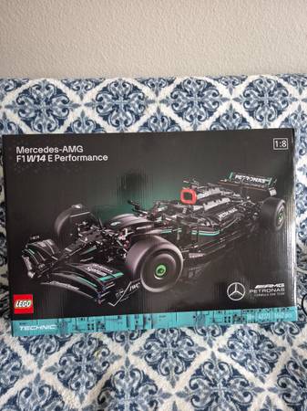 Lego Technic brand new 1