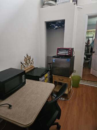$650 / 3br - Habitación en alquiler (Norte de Sarasota)63791154521729120