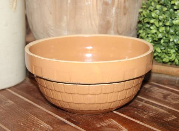VTG Antique USA 9 Primitive Farmhouse Stoneware Crock Mixing Bowl 1