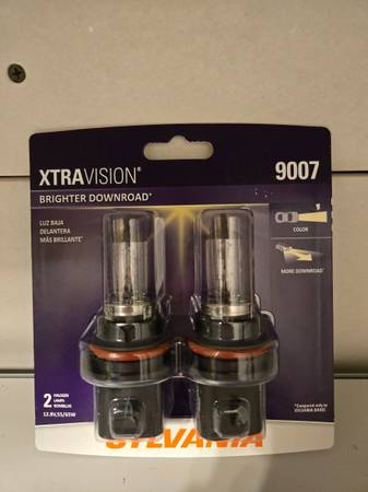 Sylvania 9007 XtraVision Halogen Headlight Bulb (2 Pack) 1