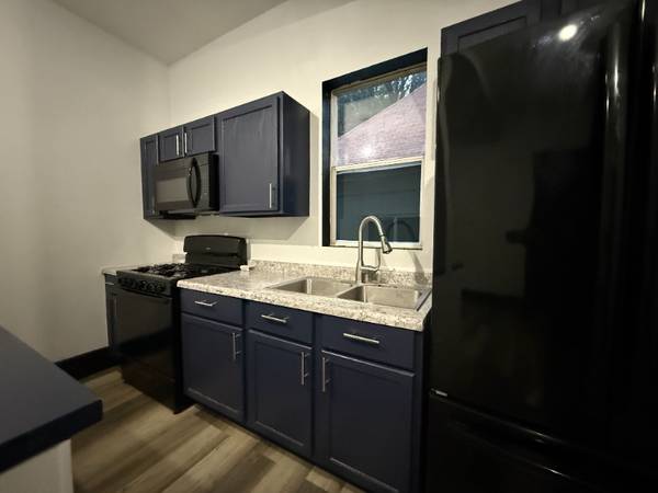 $1000.00 / 1br - Acogedor apartamento de 1 dormitorio y 1 baño en Terre Haute, IN - $100063675880933635123