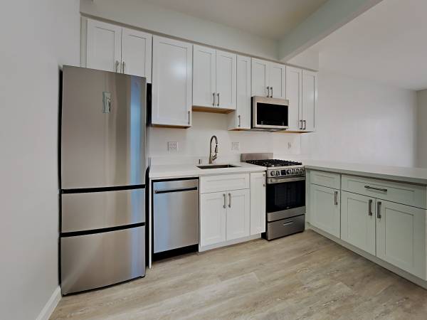 $2,095 / 1br - Beautifully Upgraded 1 Bedroom Just steps to Lake Merritt! (oakland lake merritt / grand)63873331858305122
