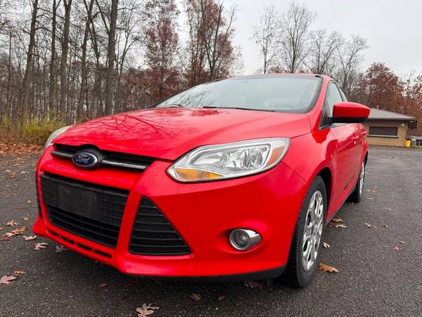 2012 Ford Focus SE 1