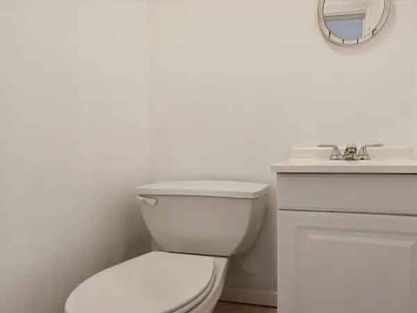 $900 / 2br - @!@615 S Bambrey St,  ---------   Philadelphia, PA @!@64024497867906123