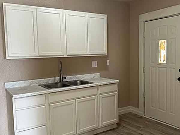 $800 / 2br - 1164ft2 - Updated 2 bed 1 bath home! (Modesto, CA)64021481380353123