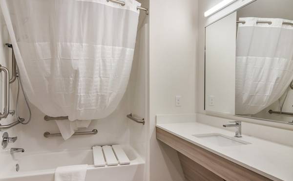 $2,016 / 1br - Pay Monthly, Stress-Free - No Lease, No Deposit Required! (11329 Pacific Hwy SW, Lakewood, WA)63910194291843122