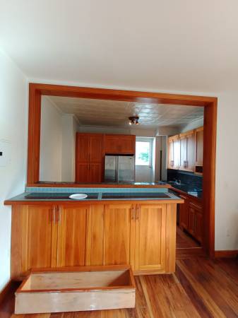 $4,200 / 2br - SIN COMISIÓN, Único departamento soleado de 2 habitaciones, unidad en esquina, 1 baño, terraza, aire acondicionado, cercano al tren (Bed-Stuy)63862609301763122