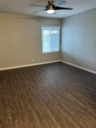 $1,600 / 2br - 900ft2 - 2 dormitorios en alquiler - $1,600 Nov-May (Tiverton)64002828807811120