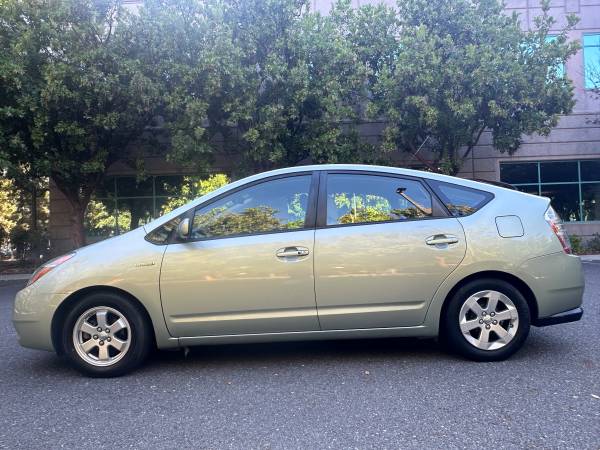 2007 Toyota Prius Touring 4dr Hatchback*Pocas millas*solo 87k millas - $7,99563654697030019124