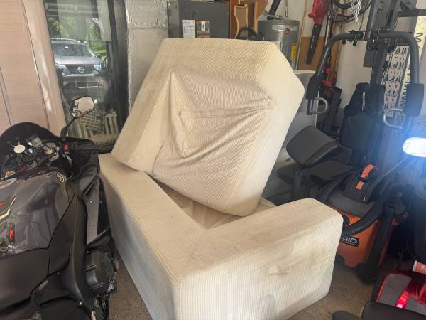 This item is free pick up only 1
