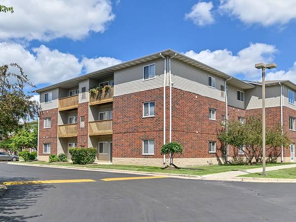 $1,525 / 2 dormitorios - 920 pies² - ¡2 dormitorios disponibles pronto! (Waukegan, IL 60087)63846717211777122