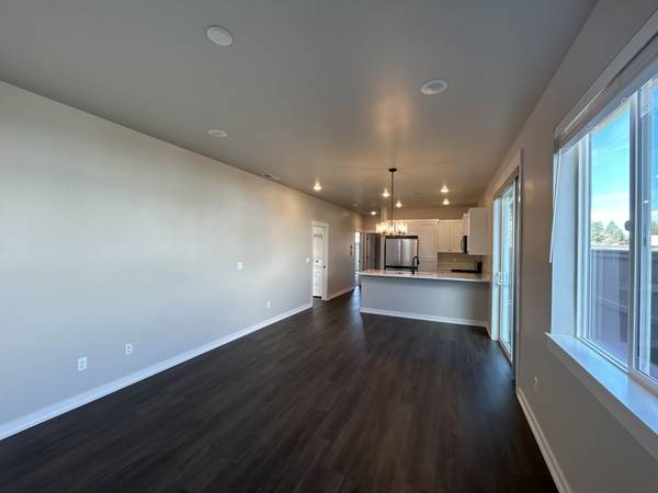 $2,295 / 2br - 1089ft2 - OFERTA DE INGRESO! - 20681 Iron Horse Lane - 2 Habitaciones / 2 Baños (Bend)63839290938499124