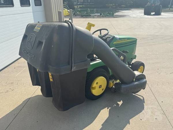 Wanted Bagging system for Deere 345 1