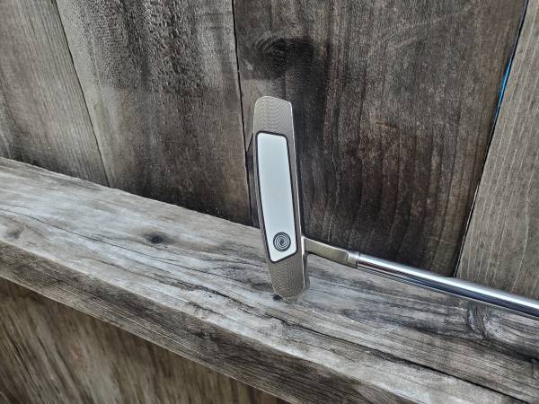 ODYSSEY Golf putter "White Ice 2" - $45 (santa rosa)63471477662851123