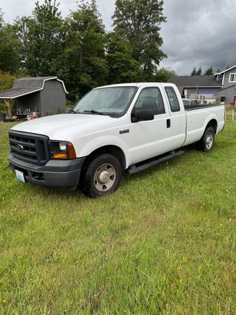 2006 Ford F250 2wd with canopy and pipe rack - $10,000 (Arlington)63623441873923123