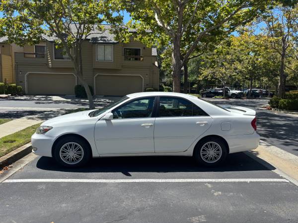 2002 Toyota Camry muy confiable, funciona excelente - $2.250 (San Mateo)63503098807041123