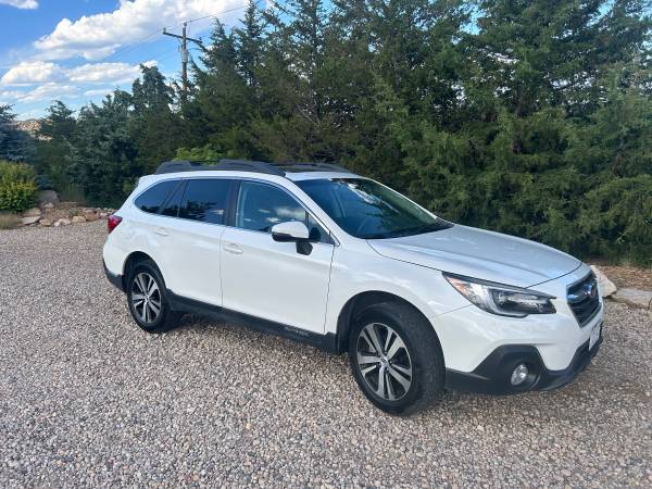 2019 Subaru Outback Limited AWD 30,900 Miles - $25,000 (Loveland)63442860139009121