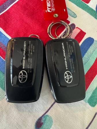Two OEM 2020-2022 TOYOTA Highlander 4B Hatch Smart Key FOB HYQ14FBC - $12063470266455811121