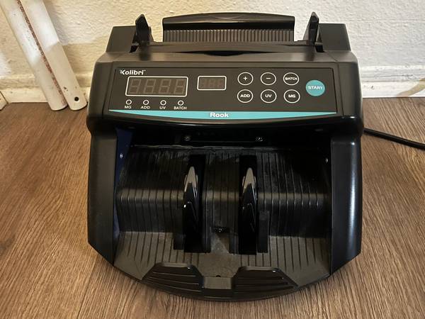 Kolibri Rook / Counting Machine 1