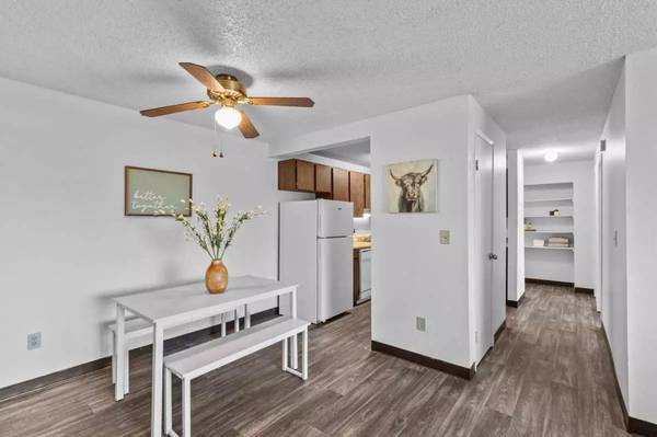 $1,269 / 1br - 570ft2 - Live in the heart of it all! Kennewick's prime neighborhood awaits. (Kennewick - Sacajawea State Park)63624250530305122