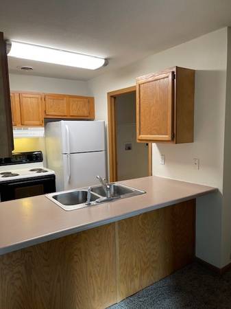 $900 / 1br - 735ft2 - Homes are going FAST, secure yours today by coming in to WCIN! (1200 E Elmwood Dr, Terre Haute, IN)63675880963073124