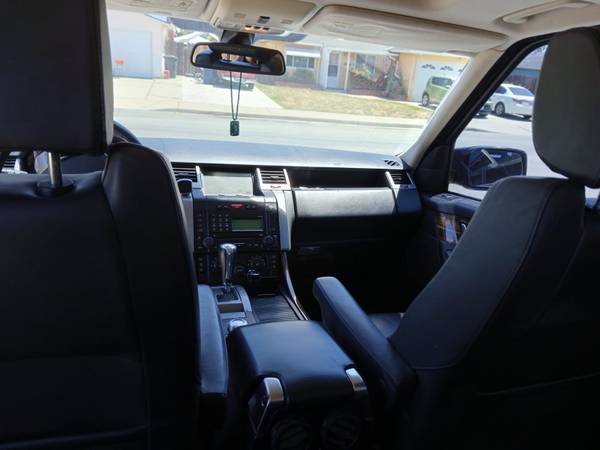 Range Rover - $5,500 (watsonville)63654700882179122